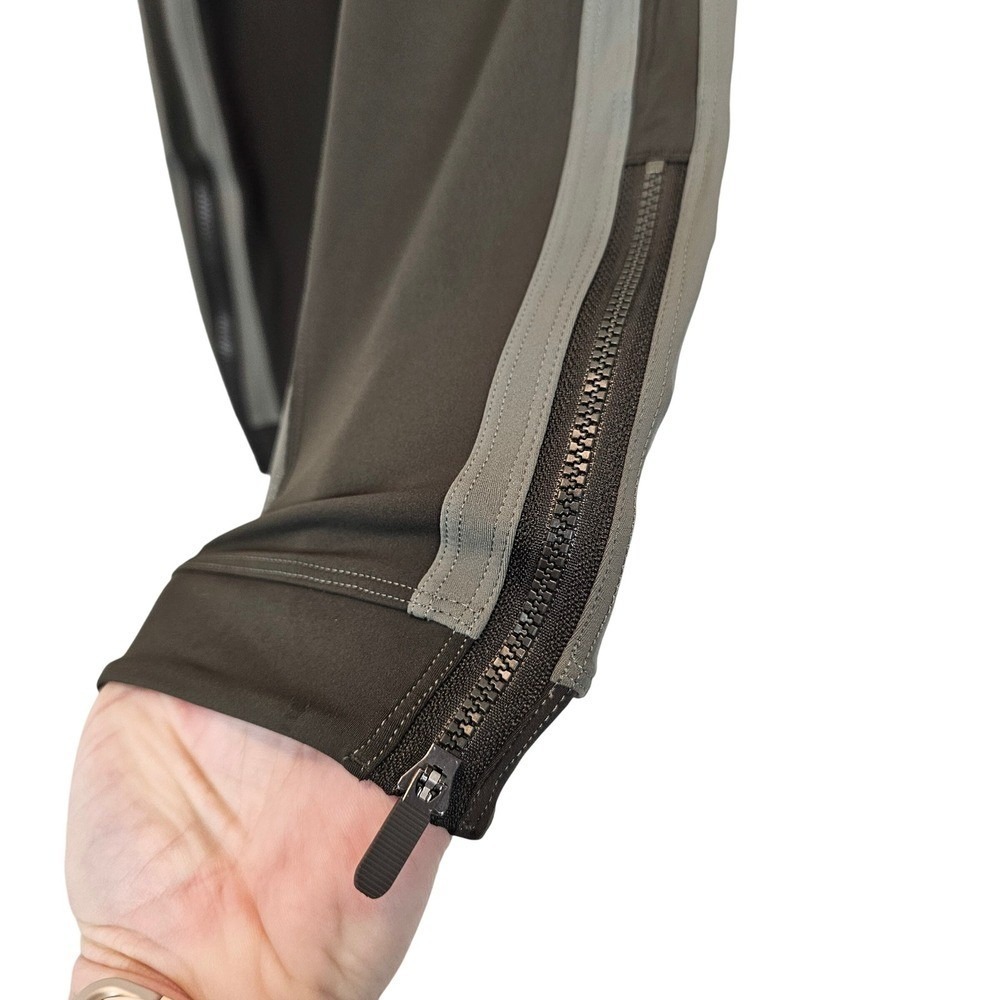Lululemon Zip the Line Crop 24" Green Mesh‎ Reflective Leggings Size 4 - Picture 7 of 11
